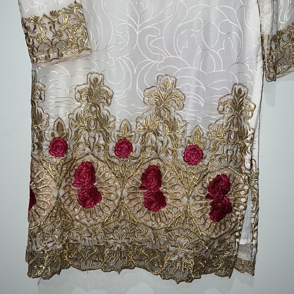 Pakistani Fancy 3pc Shalwaar Kameez - Picture 2 of 7